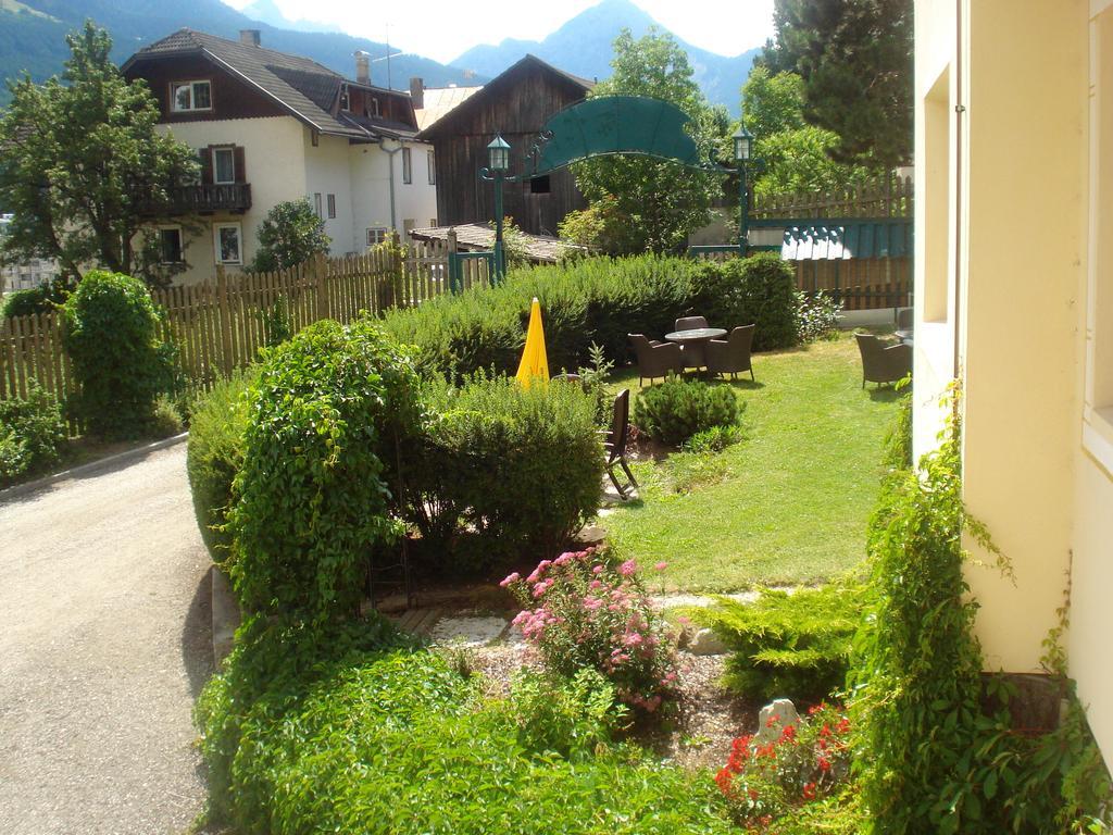 Piccolohotel Tempele Garni San Candido Eksteriør bilde